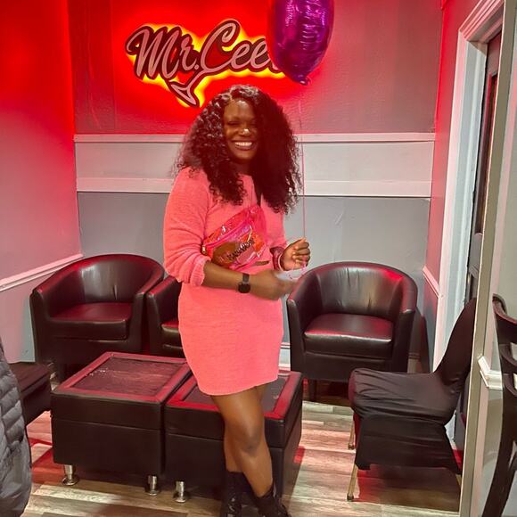 Hair So Fab Sassy Curly Wig - Picture 3 of 13